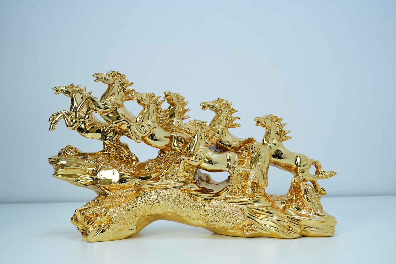 7 Horses - Image 3