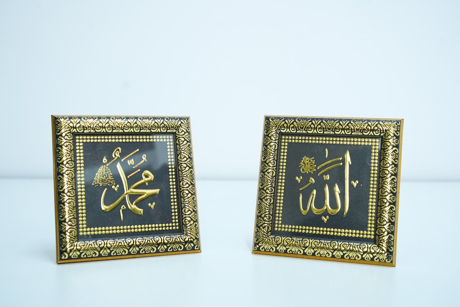 Arabic Stand - Image 3
