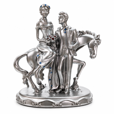Couple Showpiece